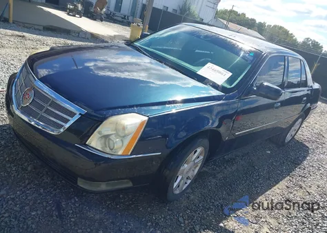2007 Cadillac Dts V8 z USA, uszkodzony, nr VIN 1G6KD57Y87U115179